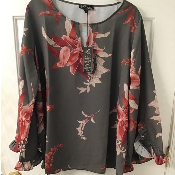 DG2 by Diane Gilman Tops - DG2 DIANE GILMAN HSN TOP NWT XL L AVAIL FLORAL